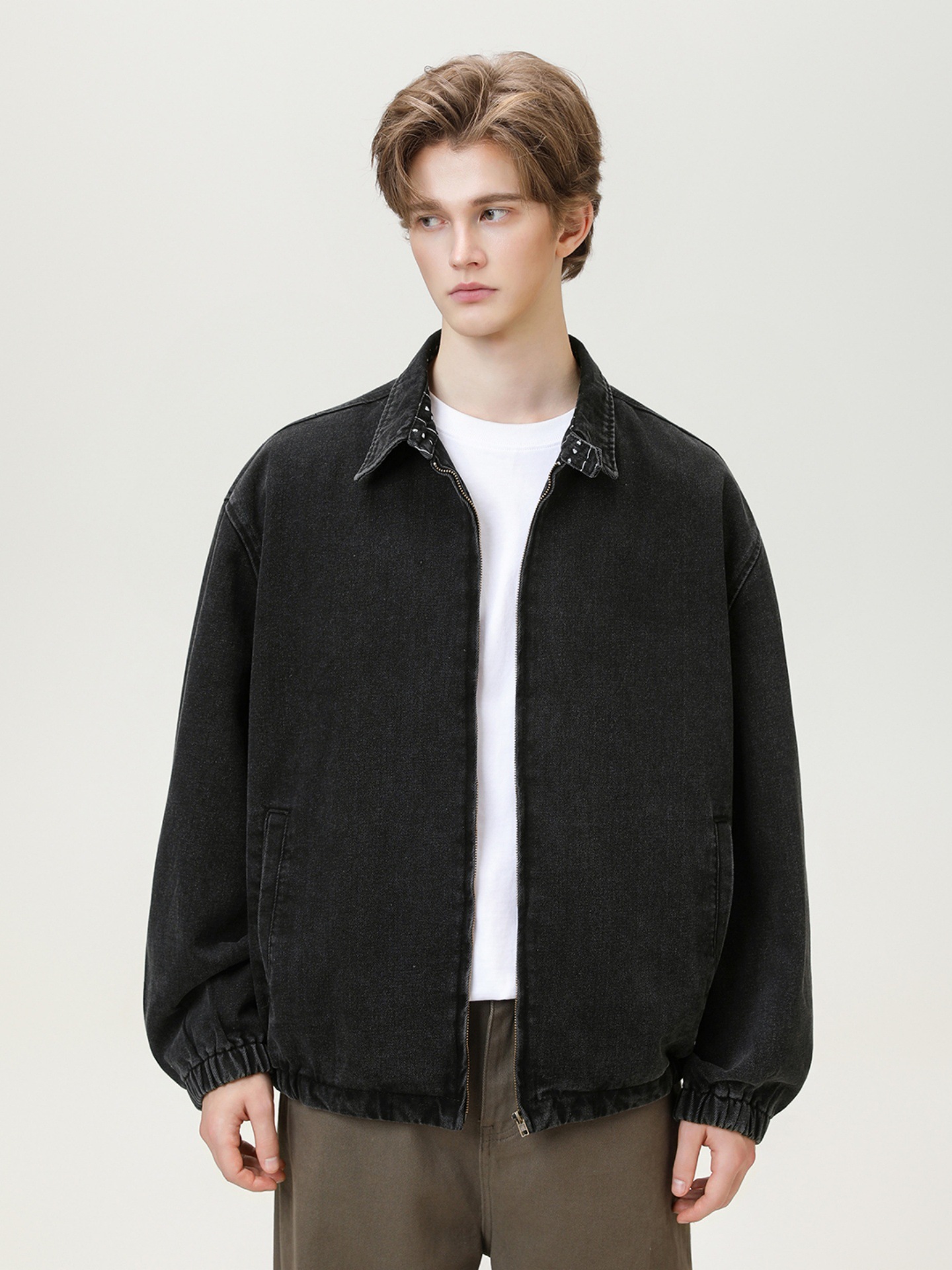 Men’s Washed & Distressed Workwear Denim Jacket — Boxy Cropped Fit, Collar Print, Retro Streetwear | Fall